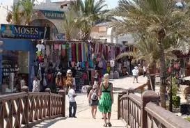 رحلة دير سانت كاترين ودهب – روحانية الجبال وسحر البحر